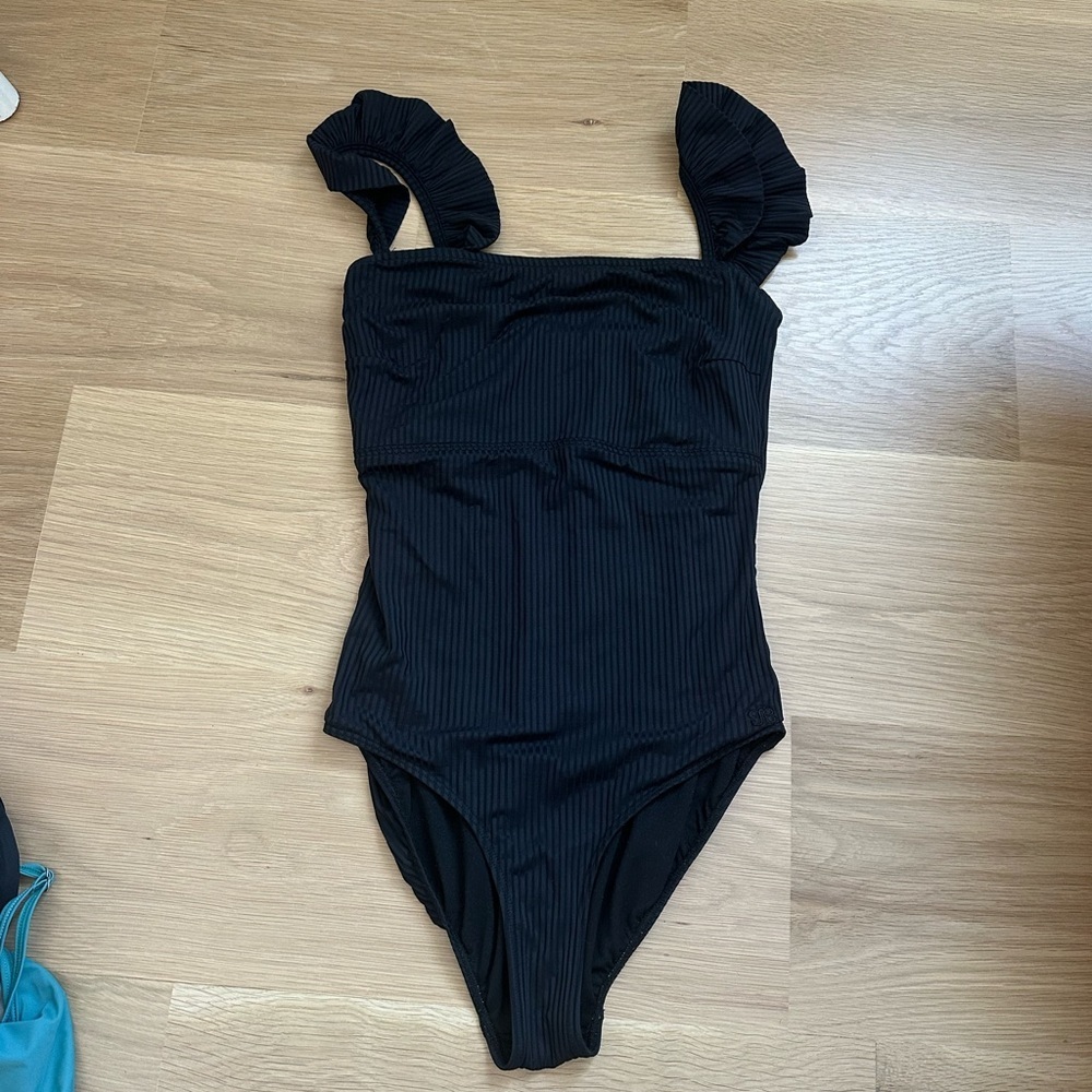 Albion the Mimi black ruffle one piece Swimsuit - Picture 4 of 6